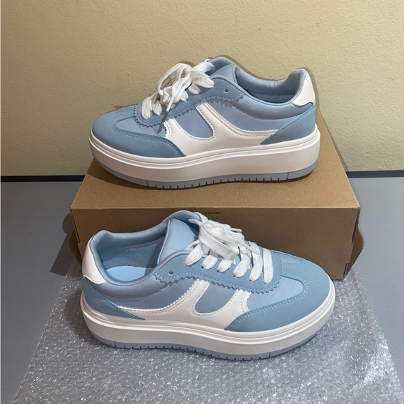 NaNa Light Blue & White Platform Sneakers, Size 6.5 - Picture 6 of 17